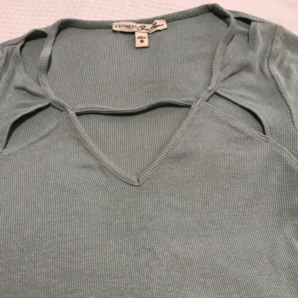 EXPRESS T SHIRT - Picture 3 of 3